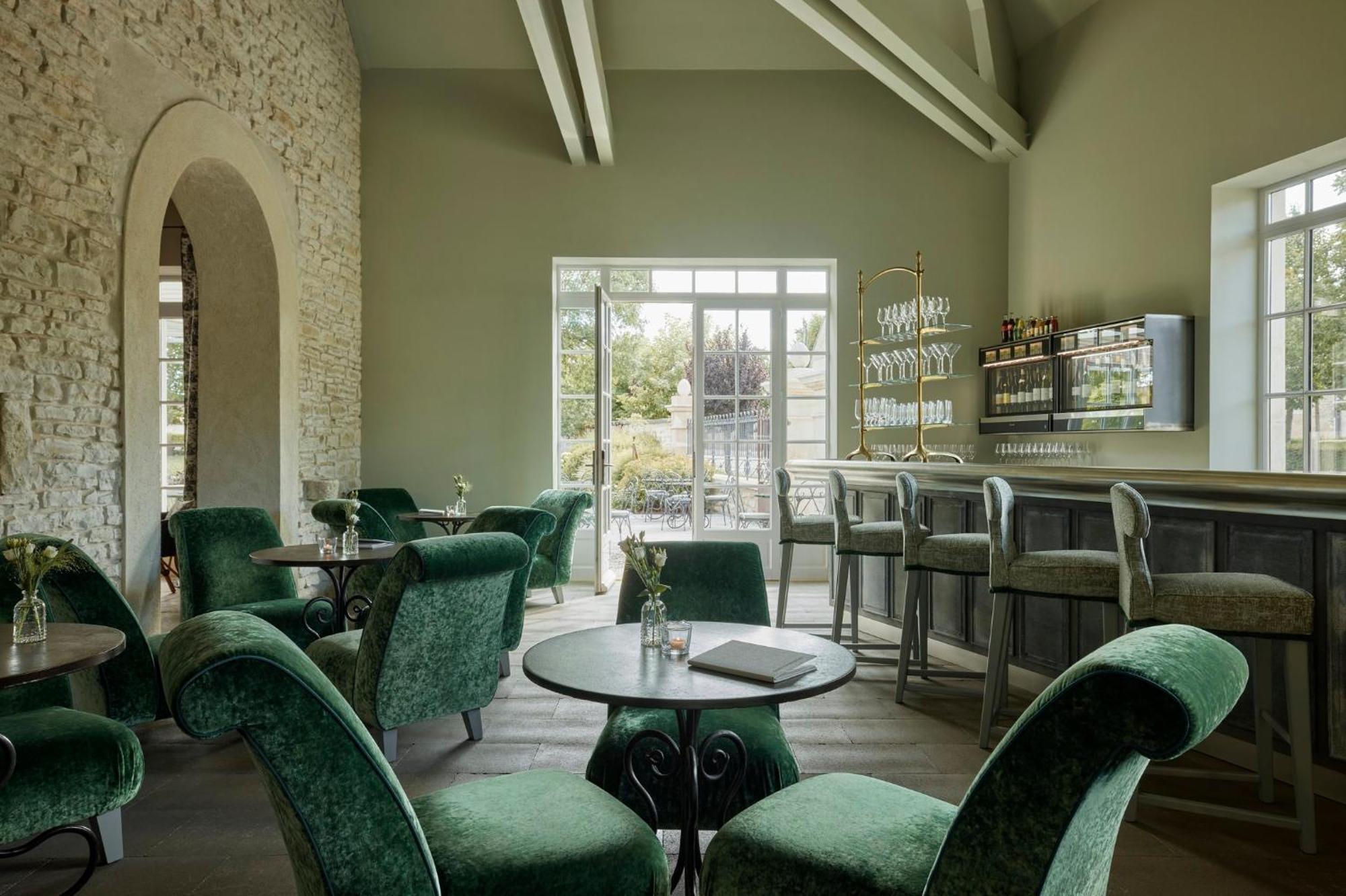Como Le Montrachet Пюлиньи-Монраше Экстерьер фото